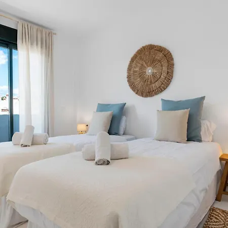 Panoramic Flat In M56 Apartment