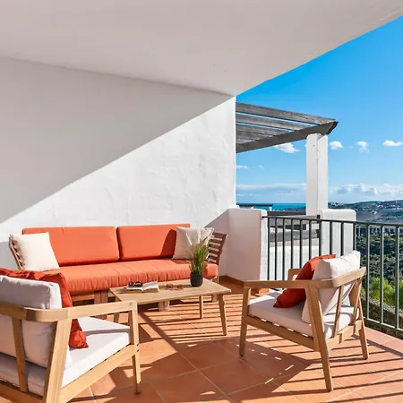 Panoramic Flat In M56